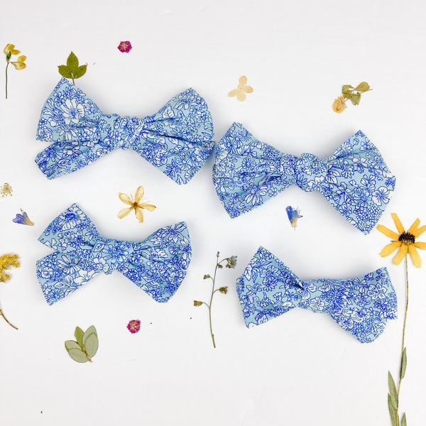 Medium/Large | Blue Floral